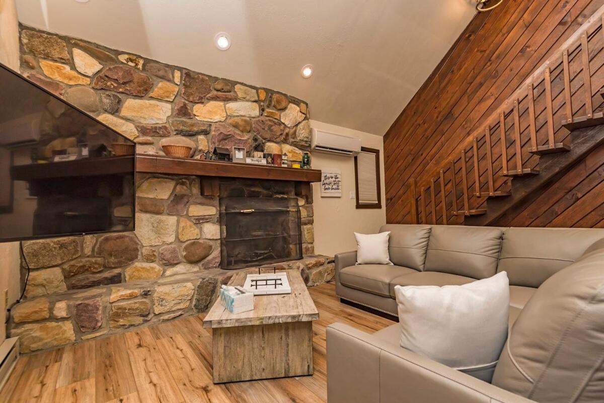 Hottub,5bedrooms, Bigboulder Jack Frost Mts,splitrock Waterpk,linens, Firepit! * Lake Harmony