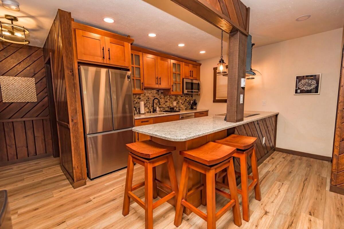Hottub,5bedrooms, Bigboulder Jack Frost Mts,splitrock Waterpk,linens, Firepit! Lake Harmony